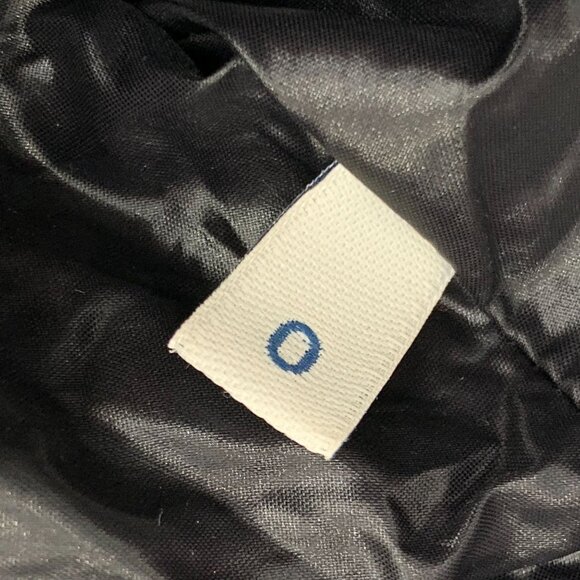 CW0321 Moncler Black Down Puffer Jacket With Hood & Zipper Pockets For Cold Weat - Picture 7 of 8